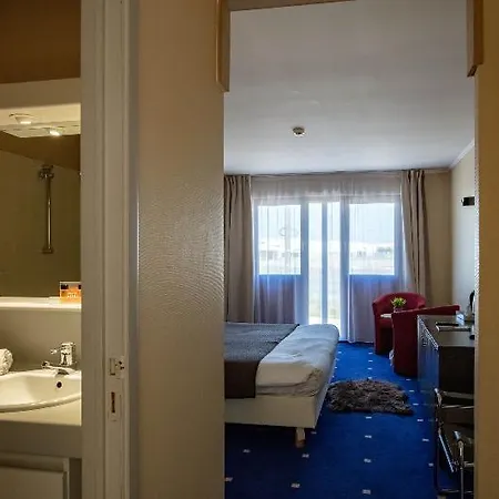 Parkhotel Airport Hotel